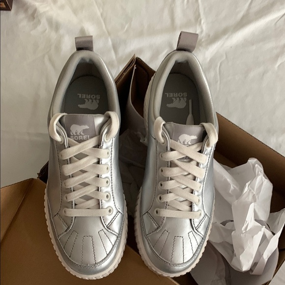 Sorel Ona Ave Low Sneaker Waterproof- Pure Silver Sea Salt - Picture 4 of 10